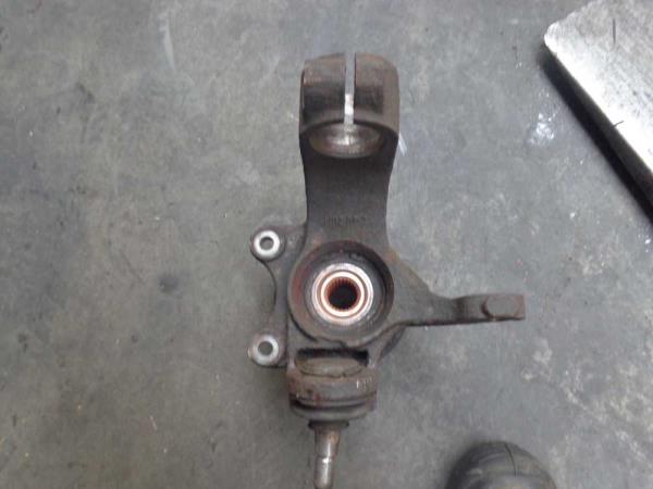 MOYEU AVANT DROIT FORD TRANSIT CONNECT 10/2002-11/2013 - Vue 2